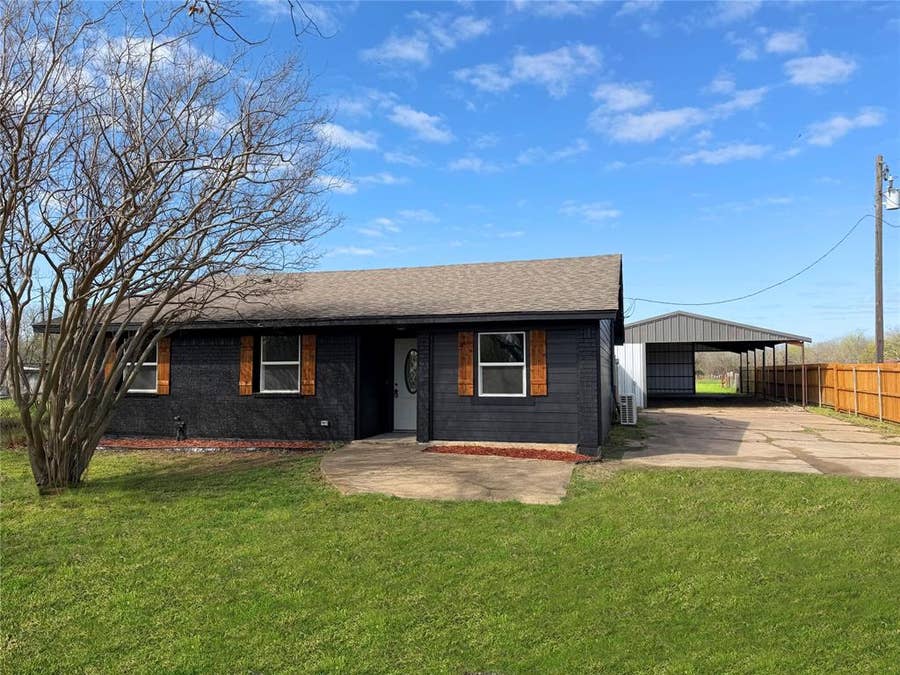 Property photo for 11827 Fm 1392, Terrell, TX