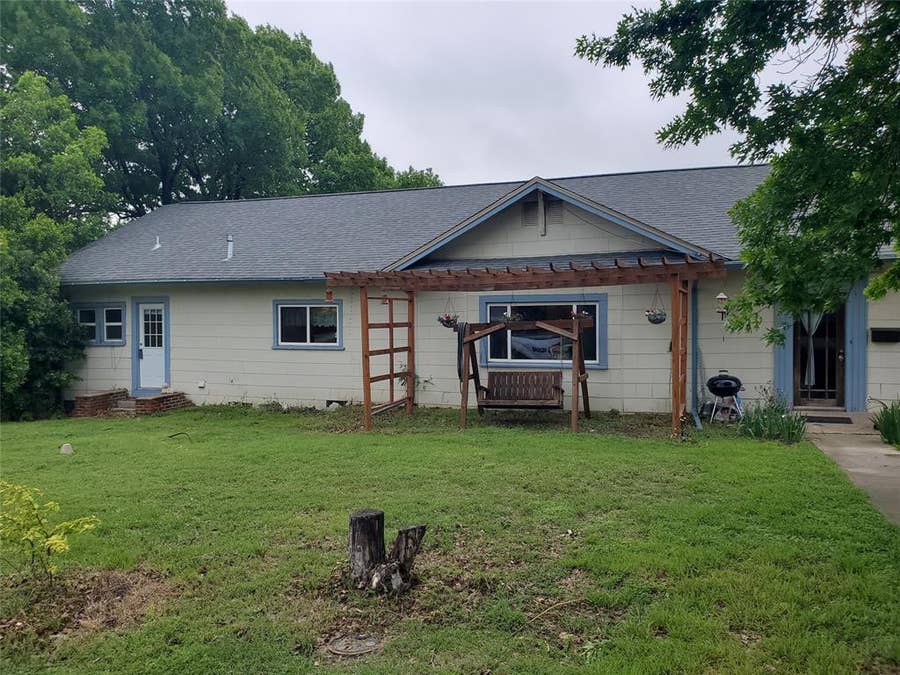 Property photo for 300 N Church Street, Decatur, TX