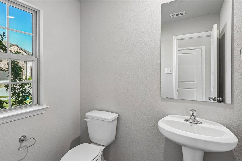 444 Silent Pond Park, Lavon, TX 75166 444 Silent Pond Park, Lavon, TX 75166