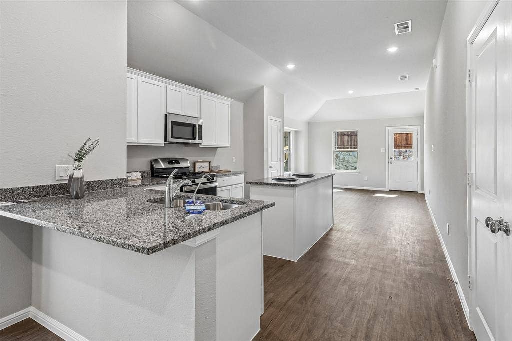444 Silent Pond Park, Lavon, TX 75166 444 Silent Pond Park, Lavon, TX 75166