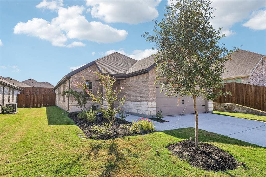 444 Silent Pond Park, Lavon, TX 75166 444 Silent Pond Park, Lavon, TX 75166