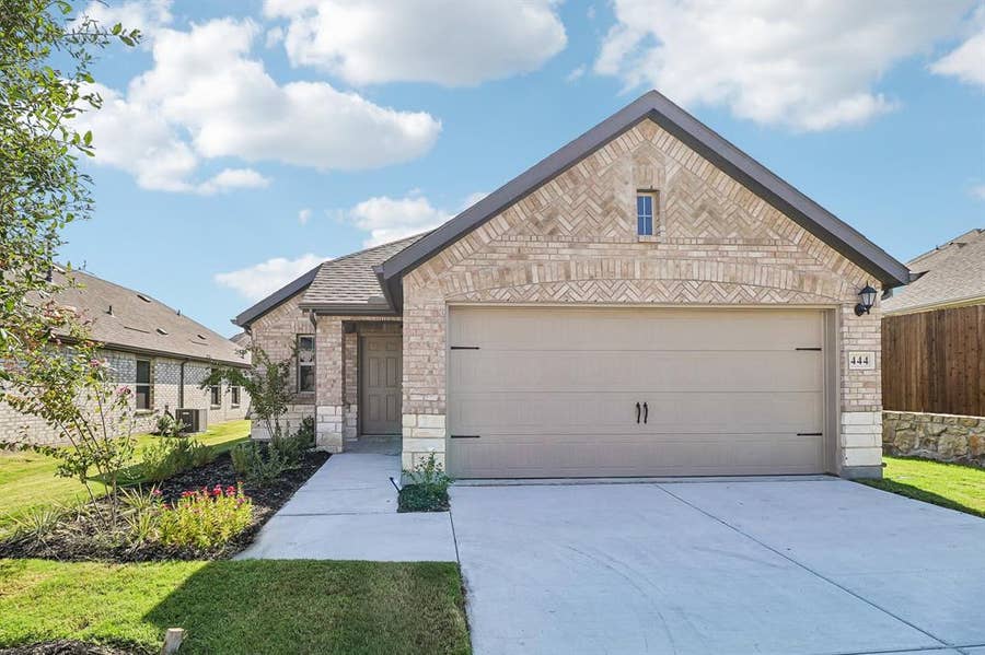 Property photo for 444 Silent Pond Park, Lavon, TX
