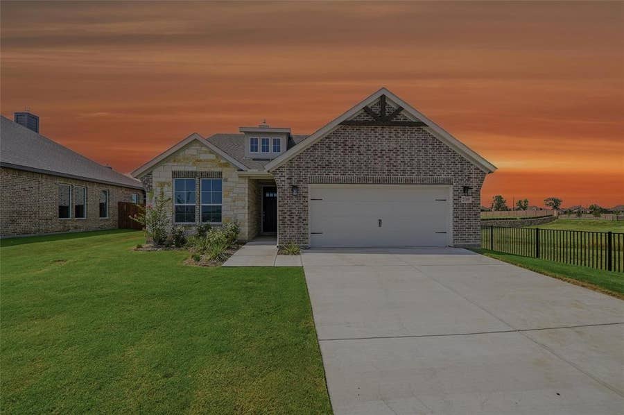 Property photo for 2109 Bluebird Lane, Anna, TX