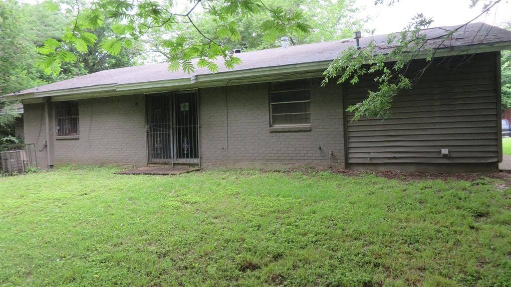 6525 Palm Island Street, Dallas, TX 75241 6525 Palm Island Street, Dallas, TX 75241