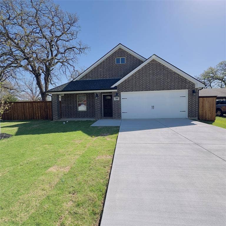 Property photo for 1022 Cheyenne Road, Dallas, TX