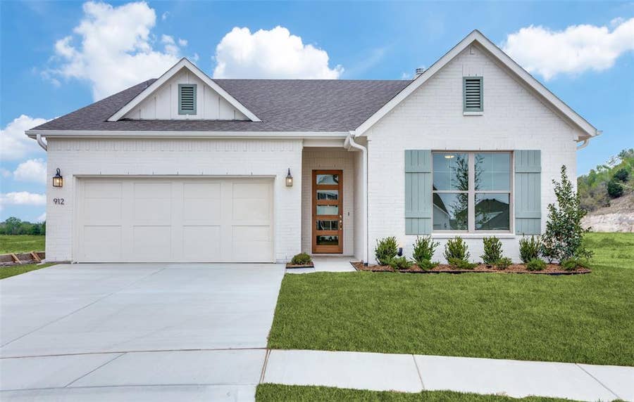 Property photo for 912 Triple Crown Court, Willow Park, TX
