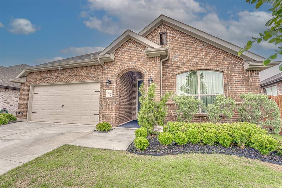 Property photo for 2036 Abbey Road, Heartland, TX
