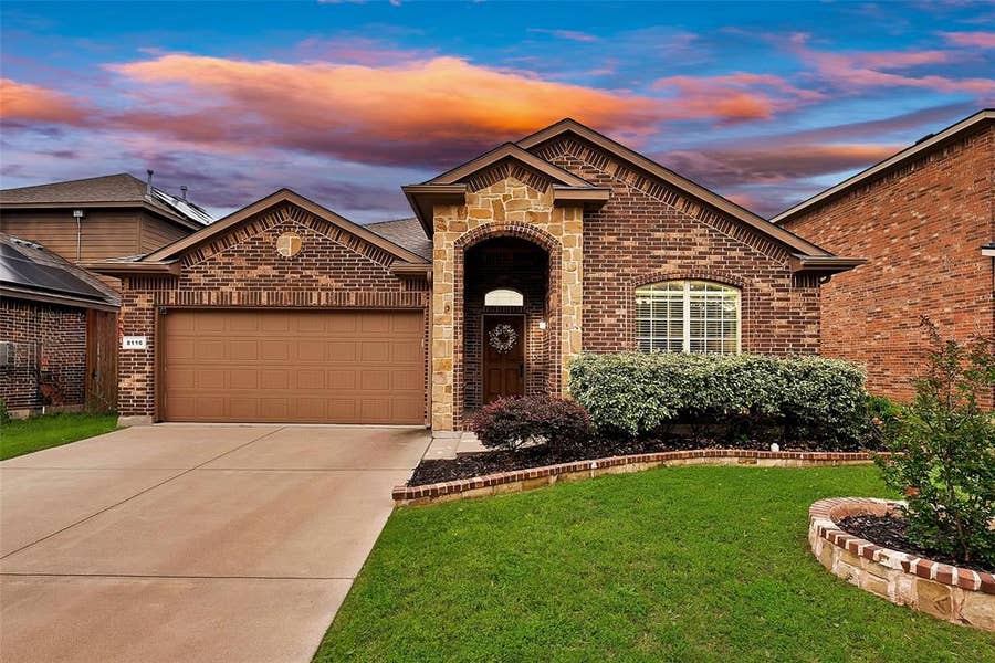 Property photo for 8116 Misty Water Drive, Fort Worth, TX