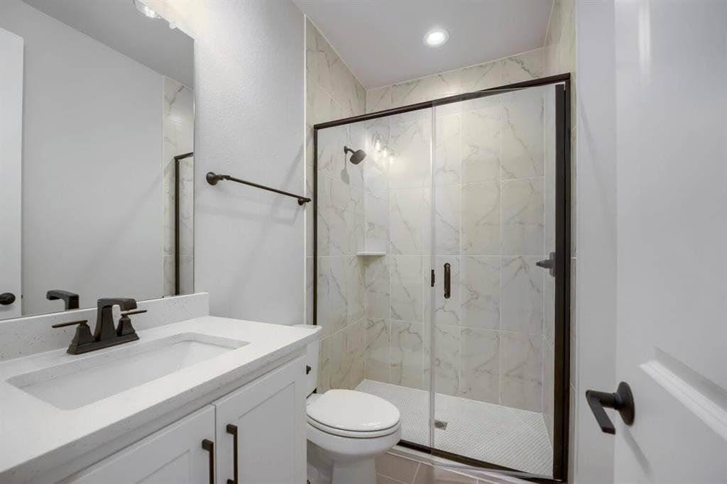 800 Blackberry Road, Haslet, TX 76052 Bathroom