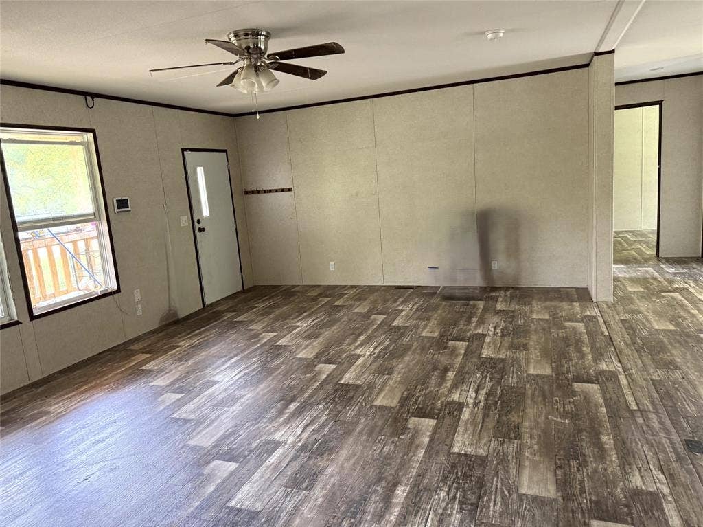 106 Summers Circle, Azle, TX 76020 106 Summers Circle, Azle, TX 76020