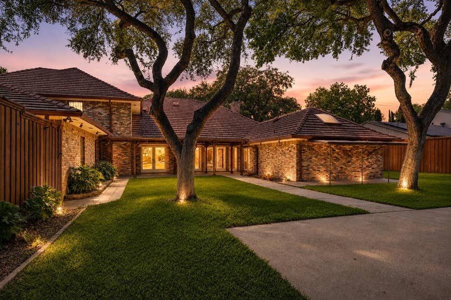 Property photo for 13216 Hillcrest Road, Dallas, TX