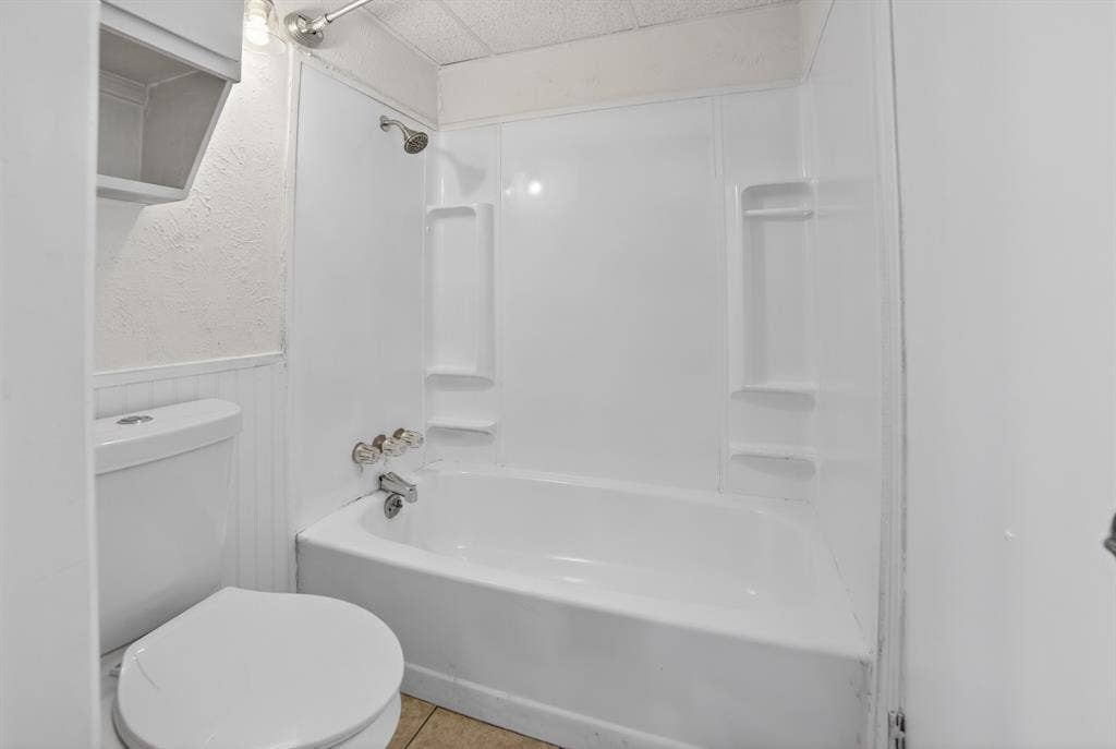 5618 Marina Drive, #32, Garland, TX 75043 5618 Marina Drive, #32, Garland, TX 75043