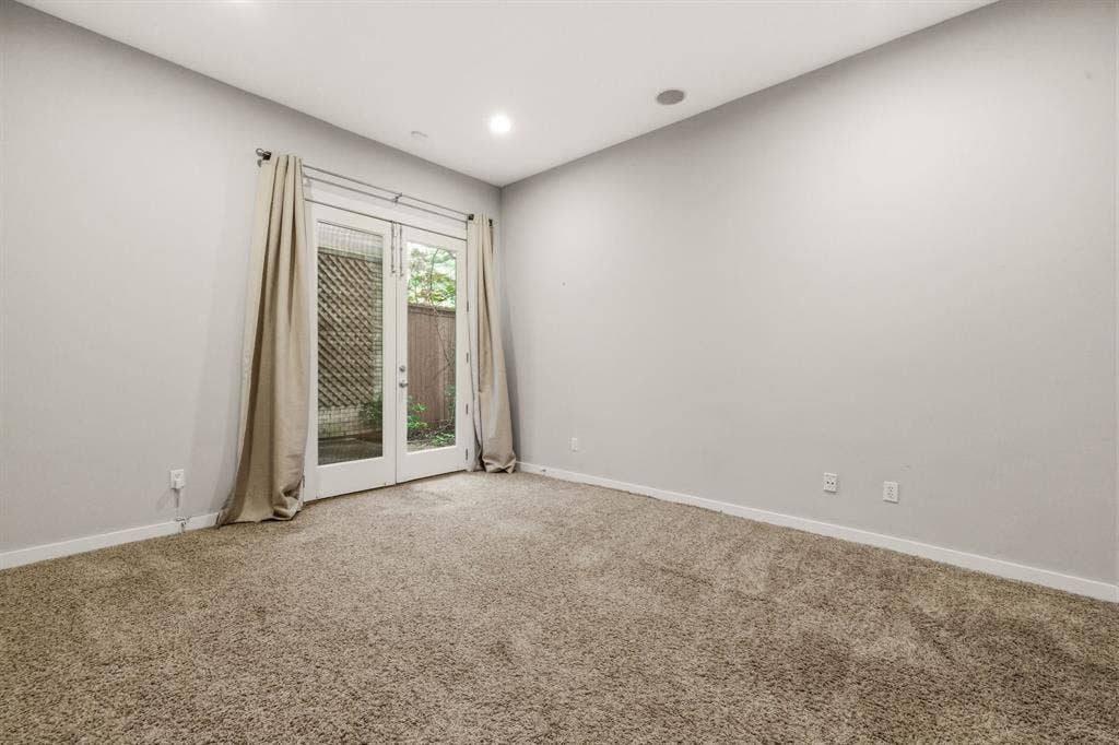 3925 Gilbert Avenue, #C, Dallas, TX 75219 3925 Gilbert Avenue, #C, Dallas, TX 75219
