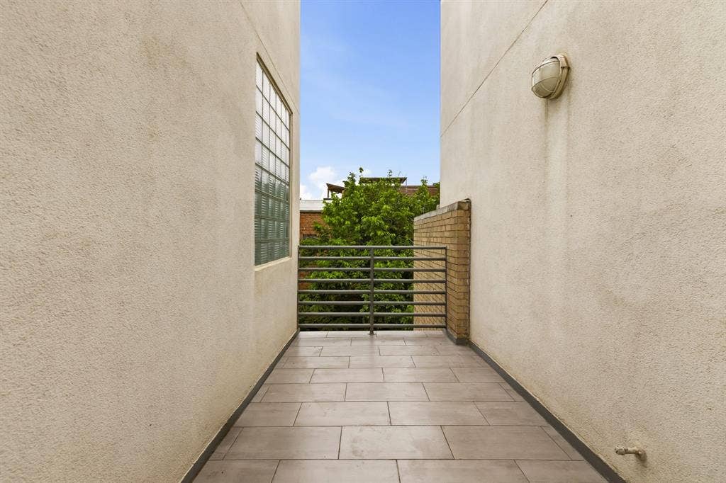 3925 Gilbert Avenue, #C, Dallas, TX 75219 3925 Gilbert Avenue, #C, Dallas, TX 75219