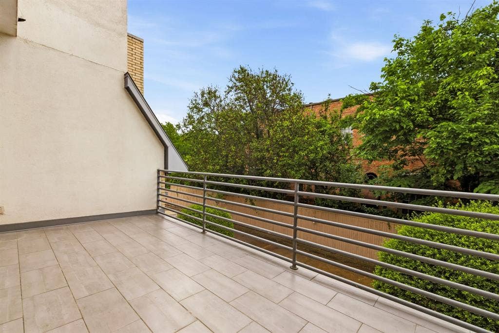 3925 Gilbert Avenue, #C, Dallas, TX 75219 3925 Gilbert Avenue, #C, Dallas, TX 75219
