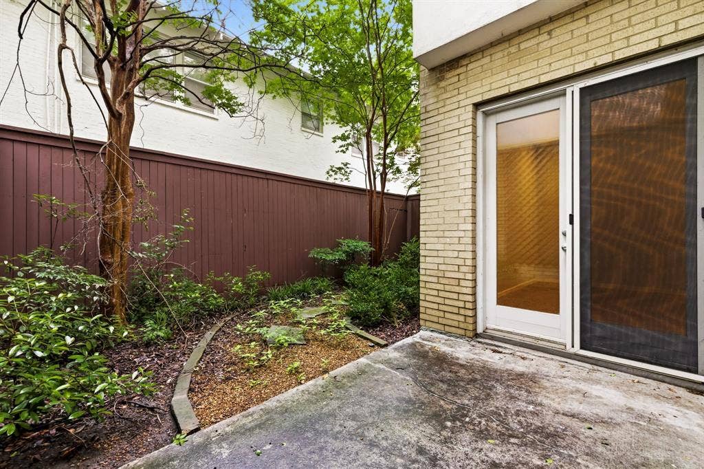 3925 Gilbert Avenue, #C, Dallas, TX 75219 3925 Gilbert Avenue, #C, Dallas, TX 75219