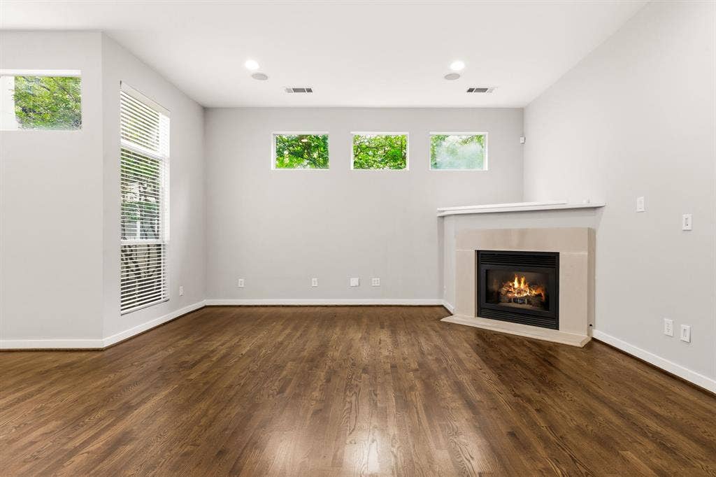 3925 Gilbert Avenue, #C, Dallas, TX 75219 3925 Gilbert Avenue, #C, Dallas, TX 75219