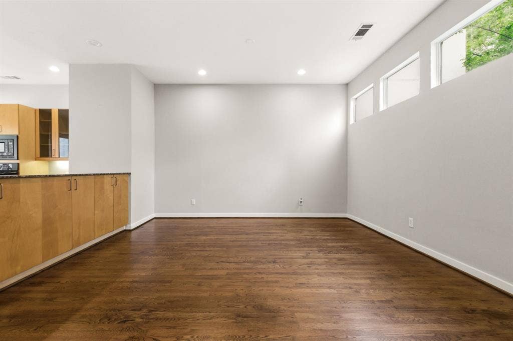 3925 Gilbert Avenue, #C, Dallas, TX 75219 3925 Gilbert Avenue, #C, Dallas, TX 75219