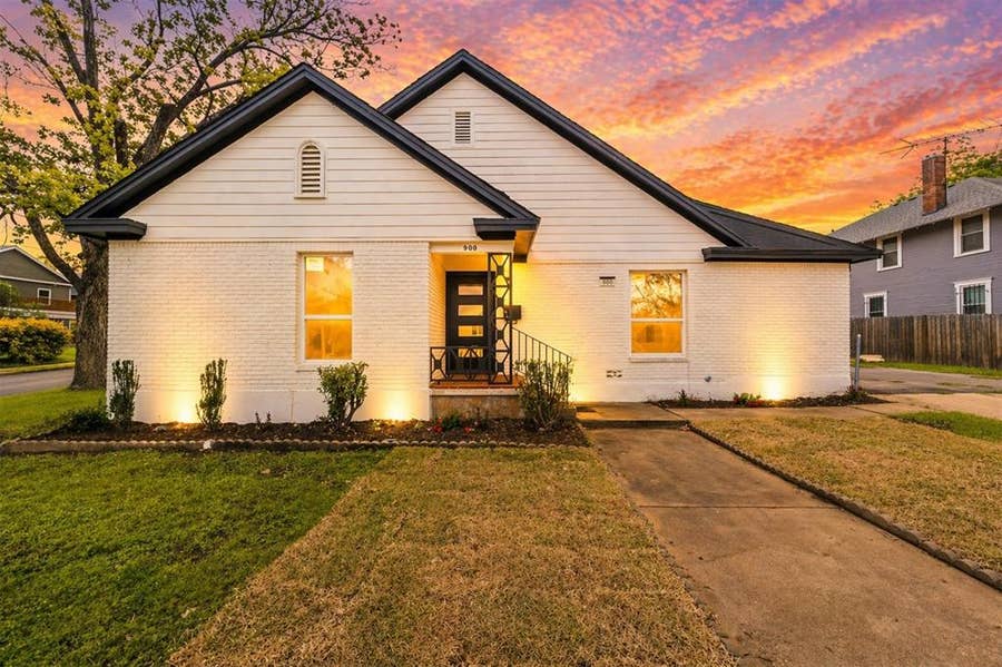 Property photo for 900 N 22nd Street, Waco, TX