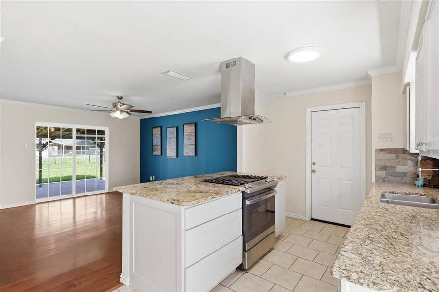 Property photo for 405 Birchwood Circle, Mesquite, TX