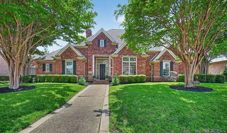 Property photo for 5132 Quail Lake Drive, Dallas, TX