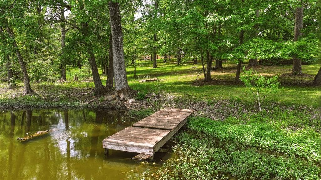 9465 Peninsula Drive, Tyler, TX 75707 9465 Peninsula Drive, Tyler, TX 75707