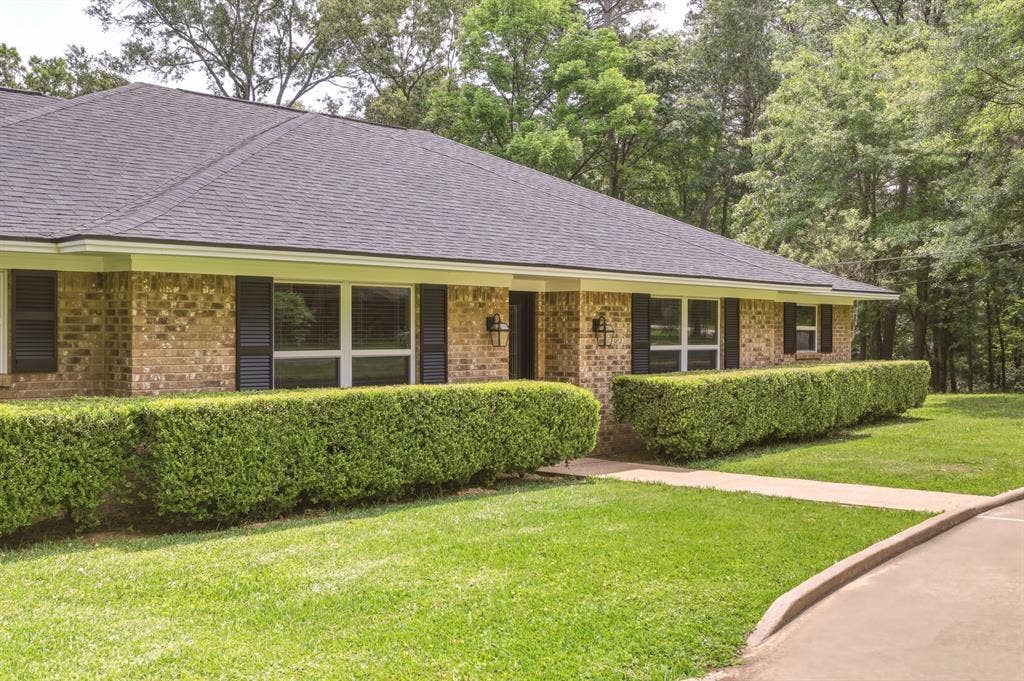 9465 Peninsula Drive, Tyler, TX 75707 9465 Peninsula Drive, Tyler, TX 75707