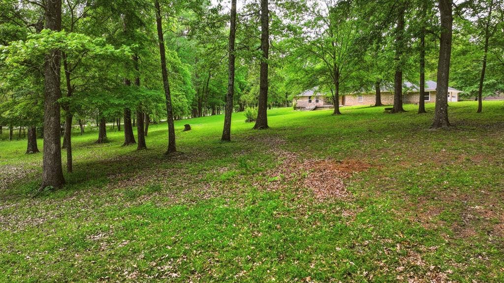 9465 Peninsula Drive, Tyler, TX 75707 9465 Peninsula Drive, Tyler, TX 75707