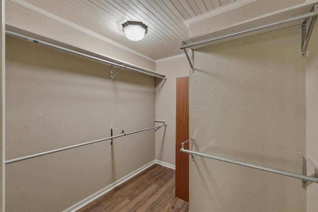 9465 Peninsula Drive, Tyler, TX 75707 9465 Peninsula Drive, Tyler, TX 75707