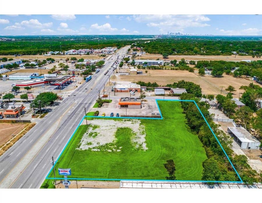 Property photo for 8520 S Lancaster Road, Dallas, TX