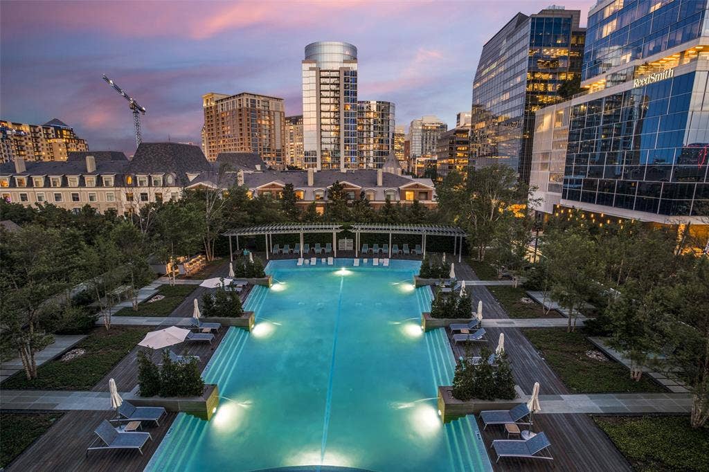 2900 Mckinnon Street, #601, Dallas, TX 75201 2900 Mckinnon Street, #601, Dallas, TX 75201