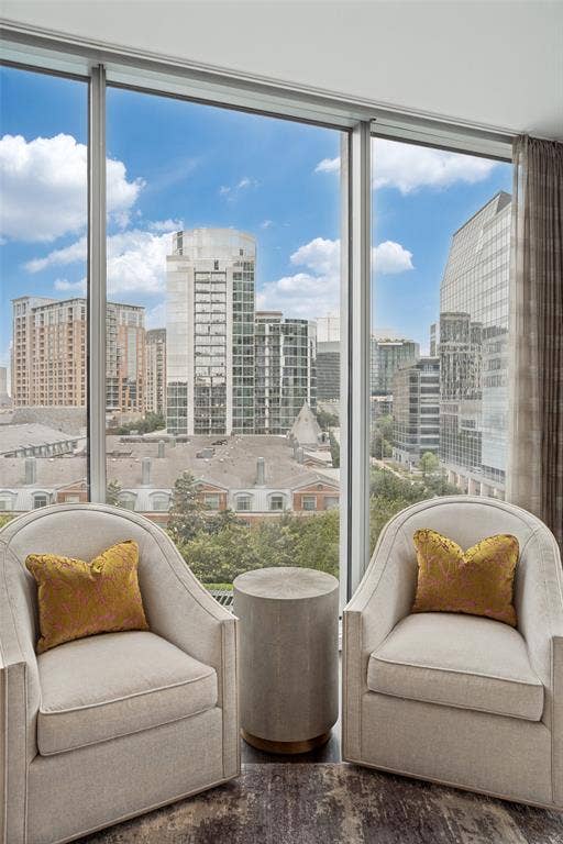 2900 Mckinnon Street, #601, Dallas, TX 75201 2900 Mckinnon Street, #601, Dallas, TX 75201