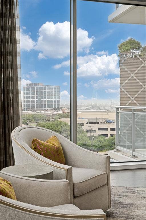 2900 Mckinnon Street, #601, Dallas, TX 75201 2900 Mckinnon Street, #601, Dallas, TX 75201