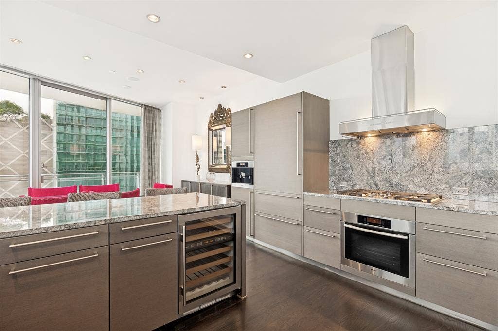 2900 Mckinnon Street, #601, Dallas, TX 75201 2900 Mckinnon Street, #601, Dallas, TX 75201