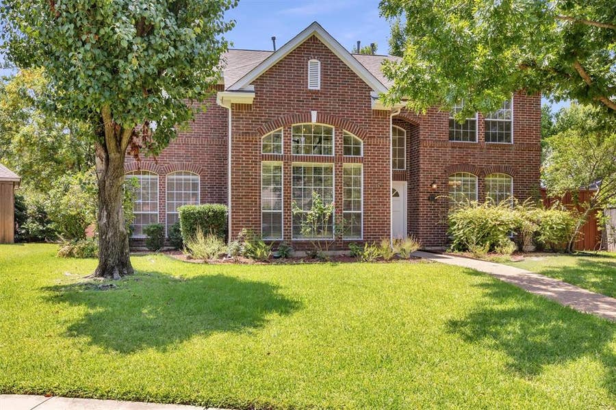 Property photo for 921 Brown Trail, Coppell, TX
