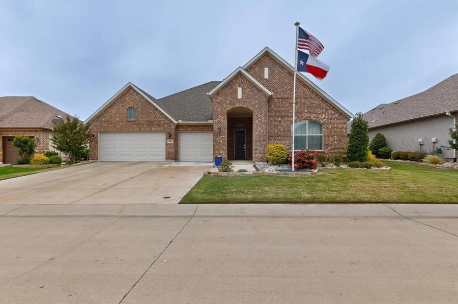 Property photo for 8008 American Way, Denton, TX