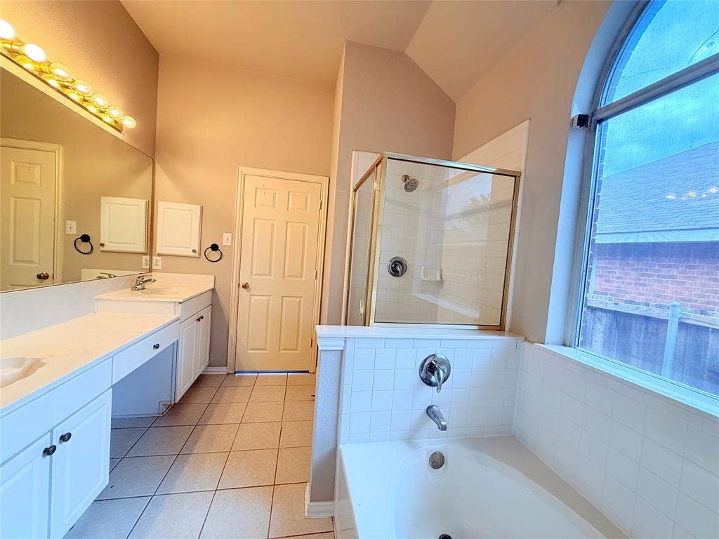 536 Pinnacle Drive, Cedar Hill, TX 75104