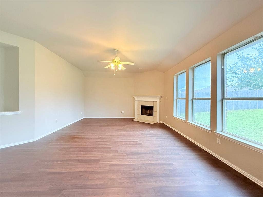 536 Pinnacle Drive, Cedar Hill, TX 75104