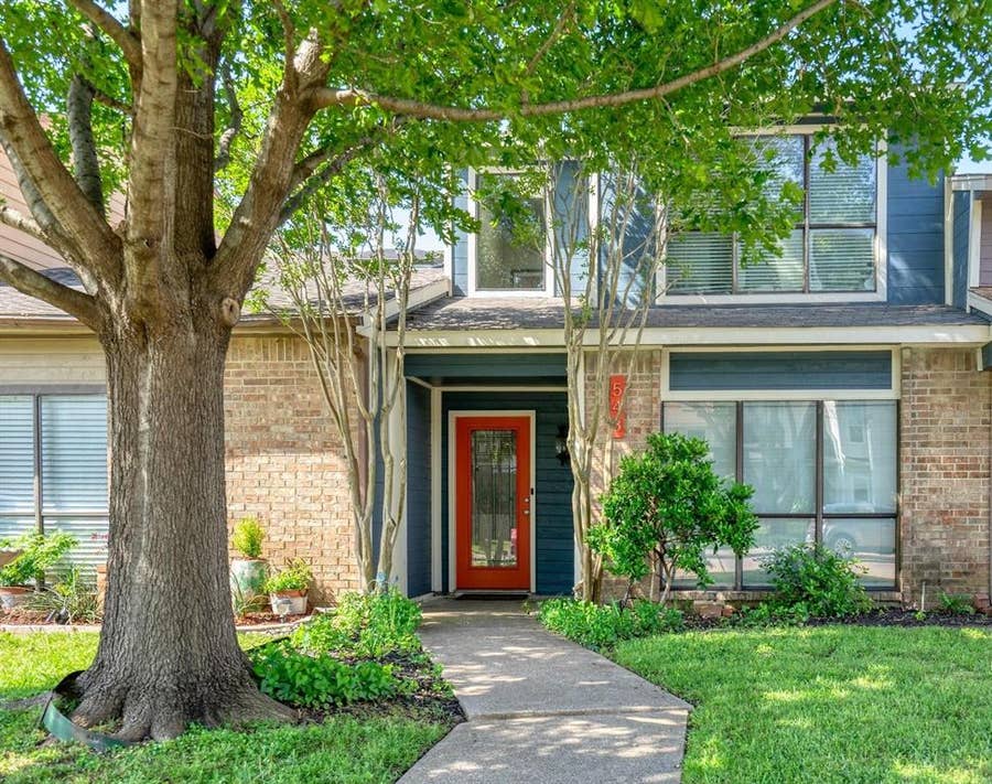 Property photo for 543 Josephine Street, Dallas, TX