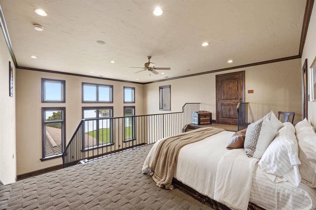 8 Meadowlake Drive, Heath, TX 75032 Guest Suite