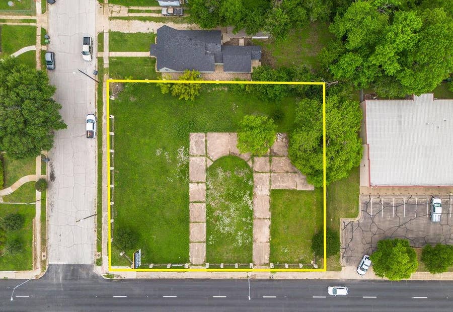 Property photo for 2217 W Waco Drive, Waco, TX