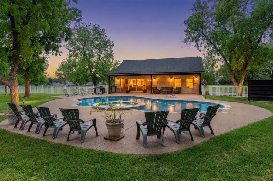 Property photo for 10008 Flight Plan Drive, Granbury, TX