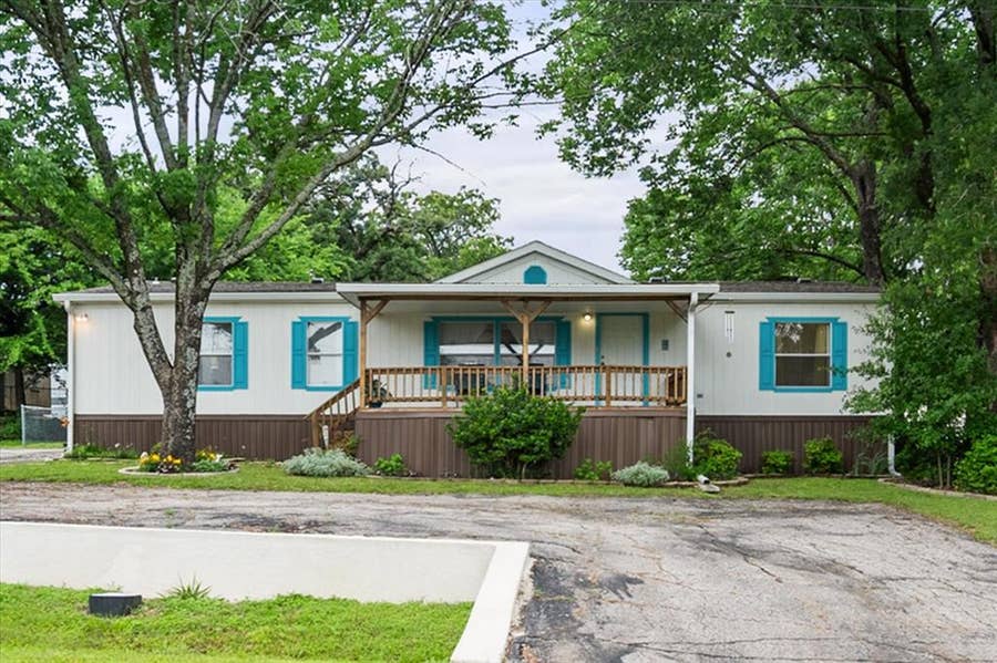 Property photo for 510 Nob Hill Lane, Seven Points, TX
