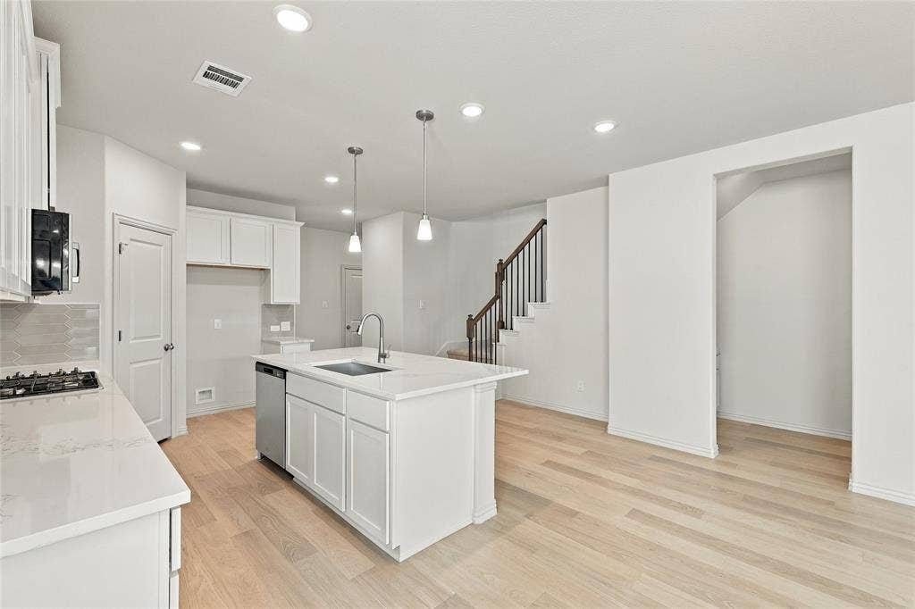 5212 Noland Drive, Princeton, TX 75071 5212 Noland Drive, Princeton, TX 75071