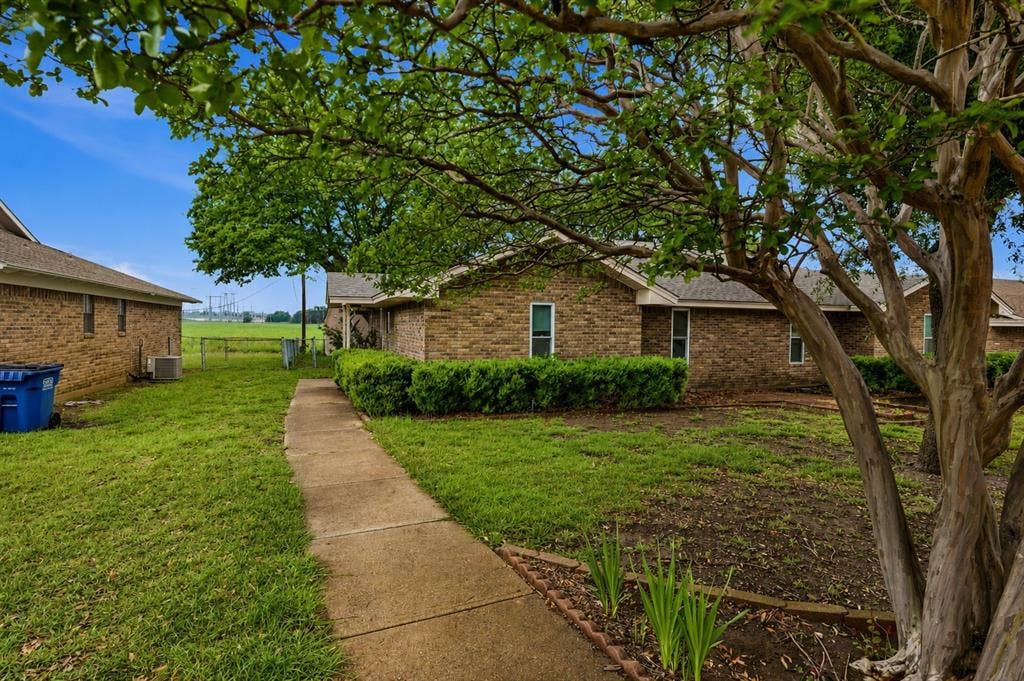 1729 Jenkins Lane, Glenn Heights, TX 75154 1729 Jenkins Lane, Glenn Heights, TX 75154