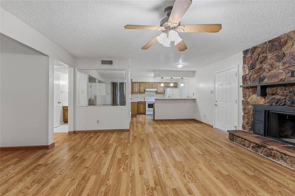1729 Jenkins Lane, Glenn Heights, TX 75154 1729 Jenkins Lane, Glenn Heights, TX 75154