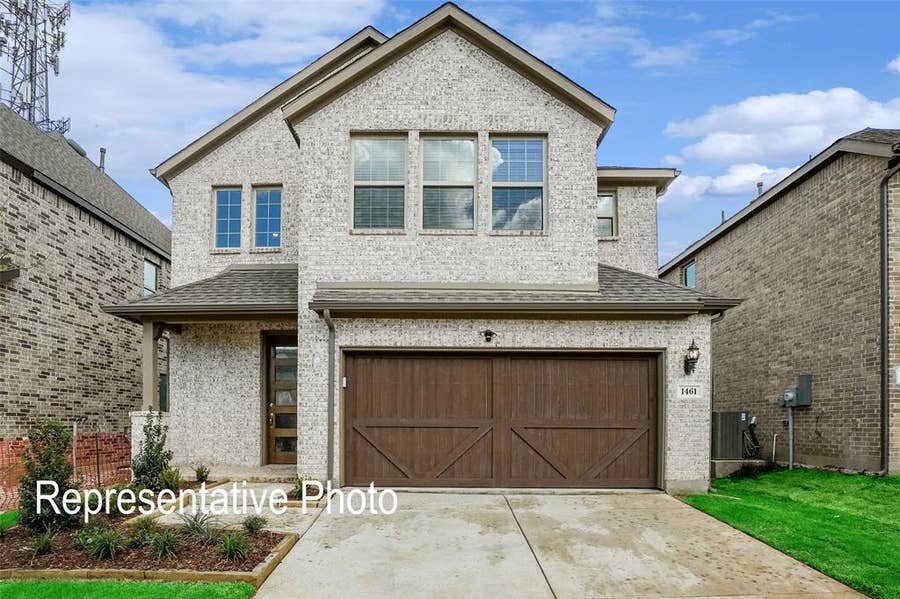 Property photo for 1350 Eldridge Pond Street, Forney, TX