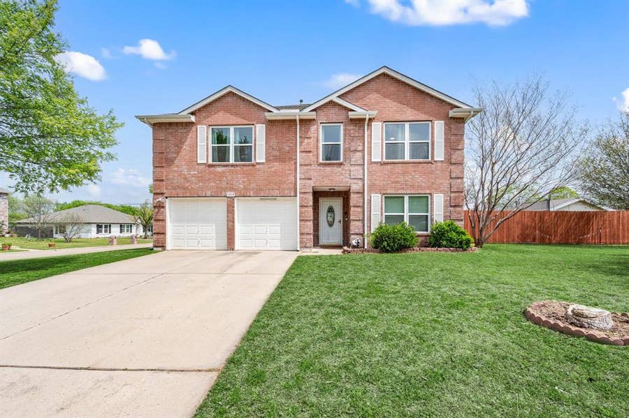 Property photo for 1040 Canyon Drive, Justin, TX