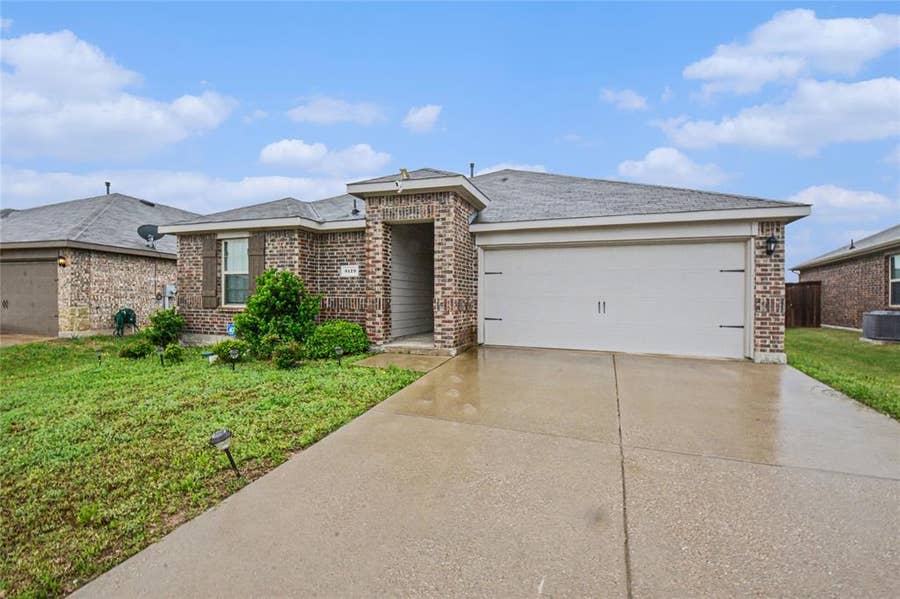 Property photo for 3119 Holstein Drive, Forney, TX