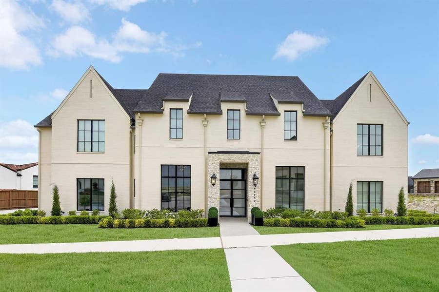Property photo for 13717 Nouvelle Circle, Fort Worth, TX